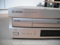 Pioneer DVL-909 close